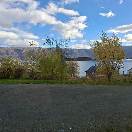 Lyngen Appartement Lyngseidet