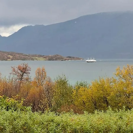 Lyngen Appartement Lyngseidet